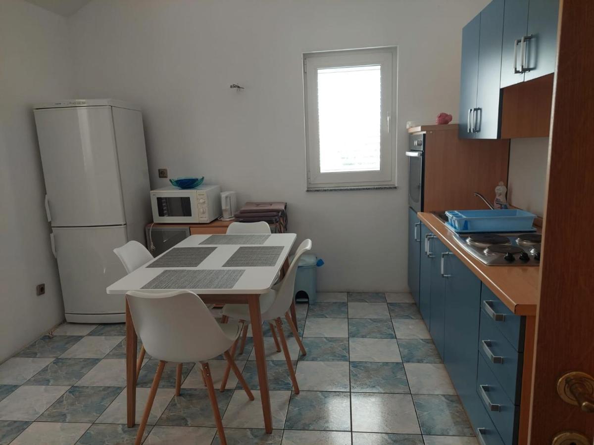 Apartments "Jope I Toni" Biograd Na Moru Exteriör bild